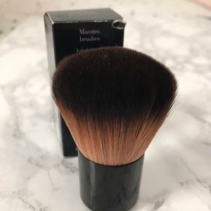 Armani kabuki makeup brush